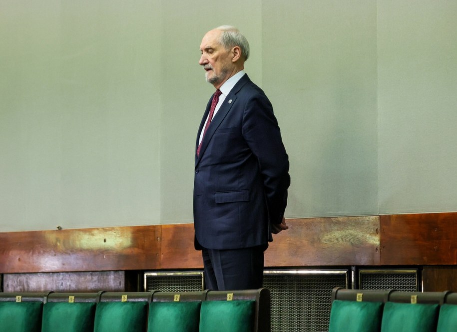 Antoni Macierwicz, autor raportu /Wojciech Olkusnik/East News /East News