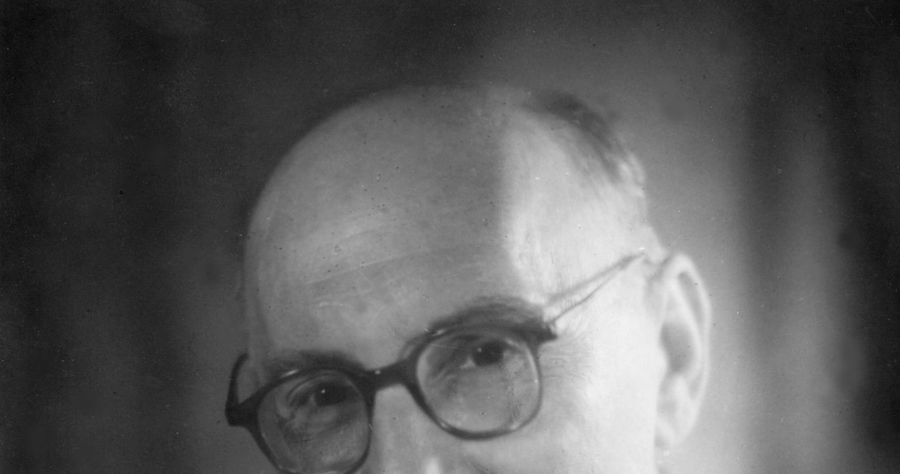 Antoni Słonimski, pisarz, felietonista - fotografia portretowa /Z archiwum Narodowego Archiwum Cyfrowego