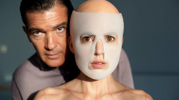 Antonio Banderas wcieli się w nowym filmie Almodovara w postać chirurga plastycznego /materiały prasowe