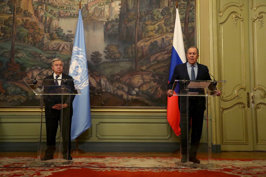Antonio Guterres i Siergiej Ławrow podczas konferencji prasowej /MAXIM SHIPENKOV / POOL /PAP/EPA
