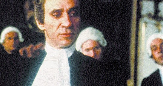 Antonio Salieri (F. Murray Abraham) w filmie Amadeusz, reż. Milos Forman, 1984 r. /Encyklopedia Internautica