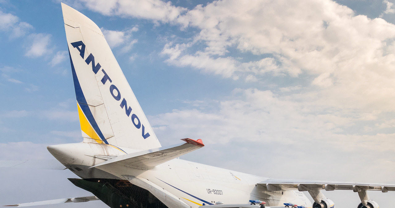 Antonow An-124 Rusłan na płycie lotniska w Pyrzowicach. /Piotr Adamczyk / PR KTW /materiał prasowy