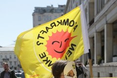 Antyatomowy protest w Warszawie