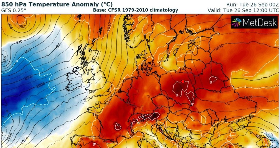 Antycyklon Rosi we wtorek podtrzyma ciepłą i słoneczną pogodę również w naszym kraju /wxcharts /