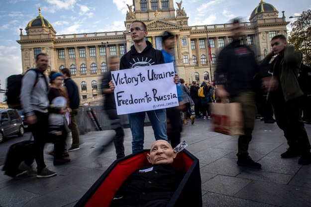 Antyrosyjski protest na placu Wacława w Pradze /Martin Divisek /PAP/EPA