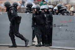 Antyrządowy protest na Ukrainie rozpędzony