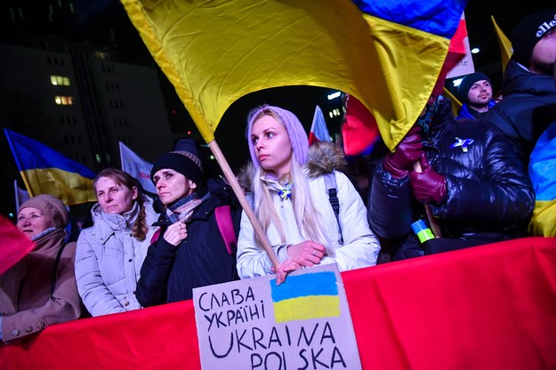 Antywojenny wiec solidarności z Ukrainą na Placu Solidarności w Gdańsku / 	Adam Warżawa    /PAP