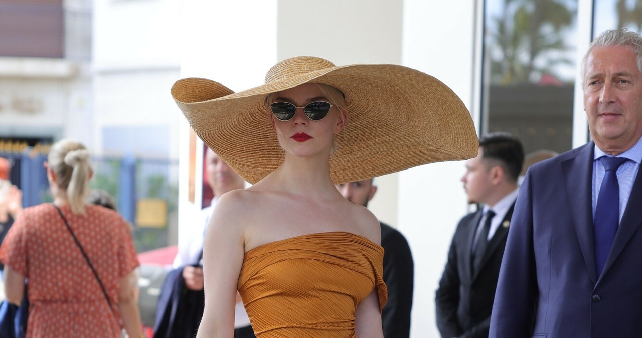 Anya Taylor-Joy w zjawiskowej stylizacji w Cannes. /Gigi Iorio / SplashNews.com/East News /East News