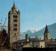 Aosta: klasztor Sant-Orso /Encyklopedia Internautica