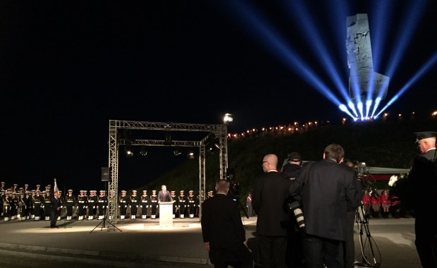Apel smoleński na Westerplatte. Rzecznik prezydenta Gdańska: Daliśmy się zaszantażować MON