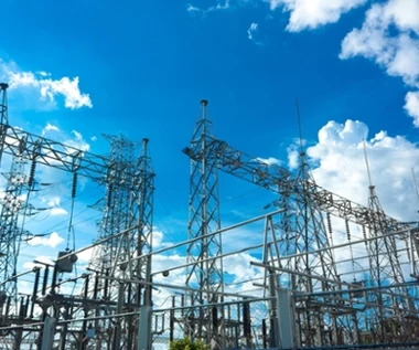 Apetyt na prąd rośnie. Z roku na rok będziemy potrzebować coraz więcej energii