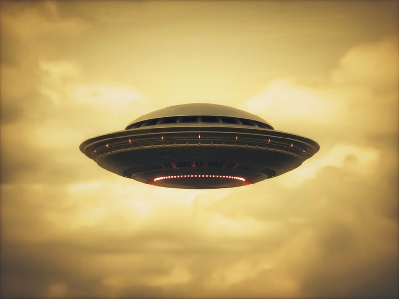 Aplikacja Enigma chce stworzyć międzynarodową społeczność pasjonatów UFO. Wystarczy ją ściągnąć na swój smartfon /East News