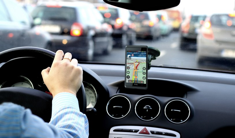 Aplikacja Link4, która ma uczyć bezpiecznej jazdy, jest częścią nawigacji NaviExpert /Informacja prasowa