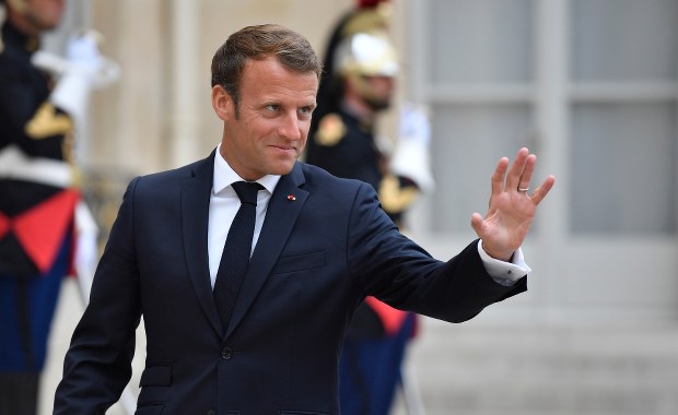 Aplikacja Macrona „szpieguje” ministrów