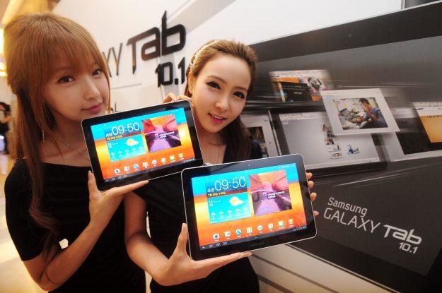 Apple będzie musiało oczyścić wizerunek tabletu Samsunga /AFP