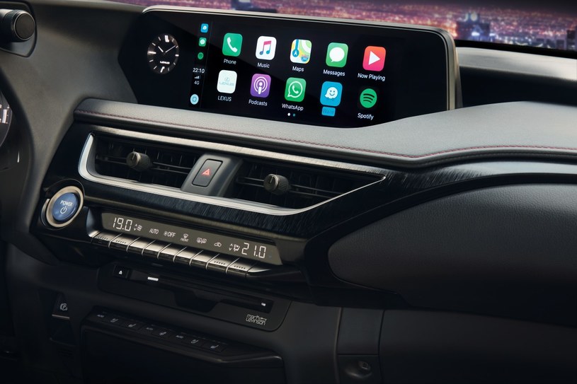 Apple Carplay i Android Auto trafią do Lexusa /materiały prasowe