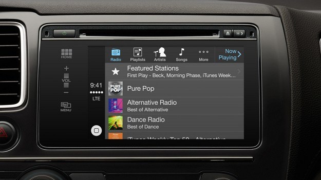 Apple CarPlay /magazynauto.pl