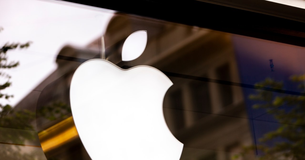 Apple chce skanować zdjęcia przesyłane do iCloud /123RF/PICSEL