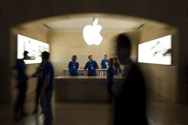 Apple już teraz jest warte więcej niż Polska? Co będzie za kilka lat? /AFP