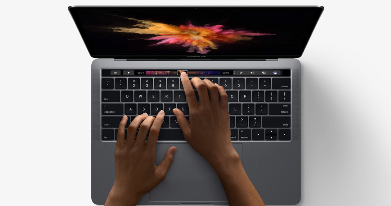 Apple MacBook Pro /materiały prasowe