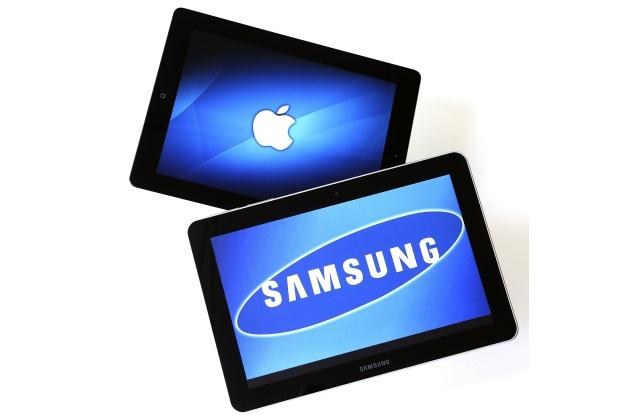 Apple nie spoczywa na laurach i wciąż gnębi Samsunga /123RF/PICSEL
