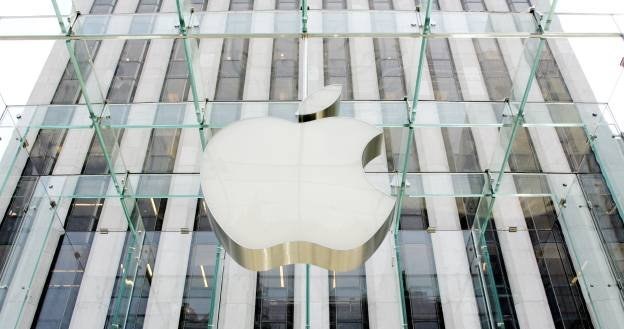 Apple po raz kolejny naraża się na oskarżenia o stosowanie praktyk monopolistycznych /AFP