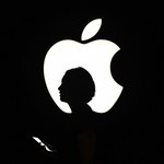 Apple potwierdziło, że iPhone 12 może zaburzyć pracę rozruszników serca