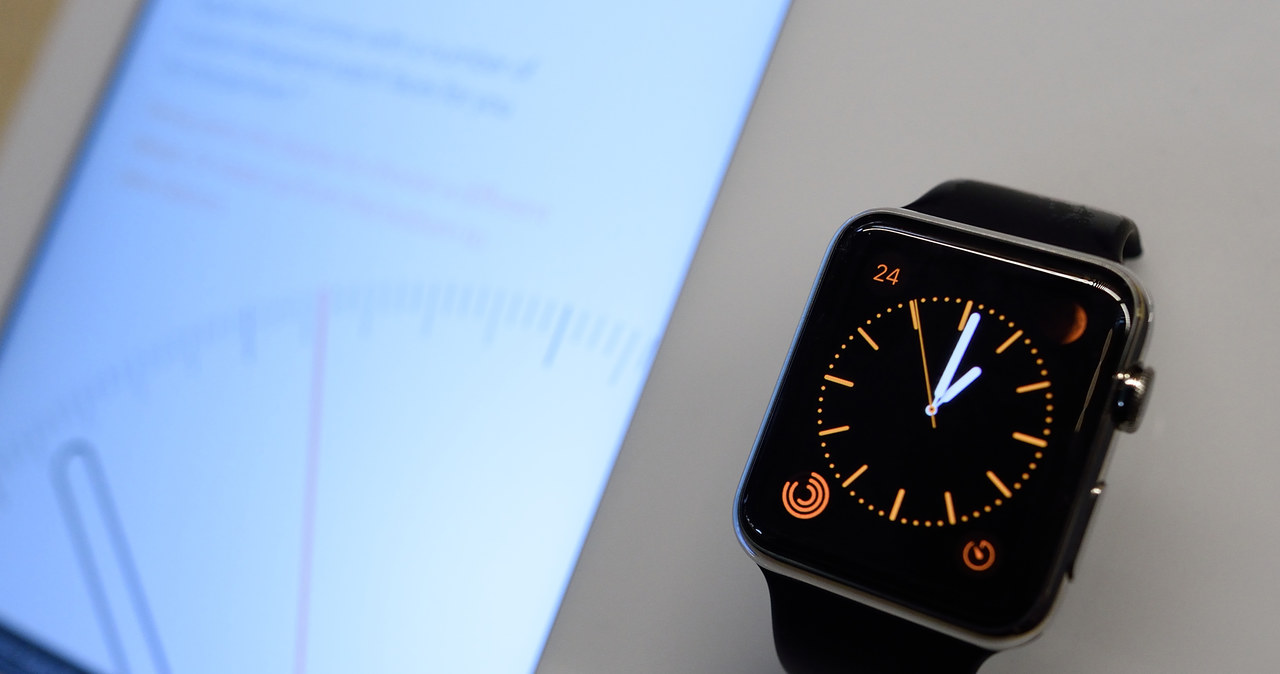 Apple Watch jest zgodny ze standardem IPX7, co oznacza że jest wodoodporny /AFP