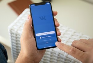 Apple wystraszyło się odwetu Kremla? Rosyjskie VKontakte znowu w App Store