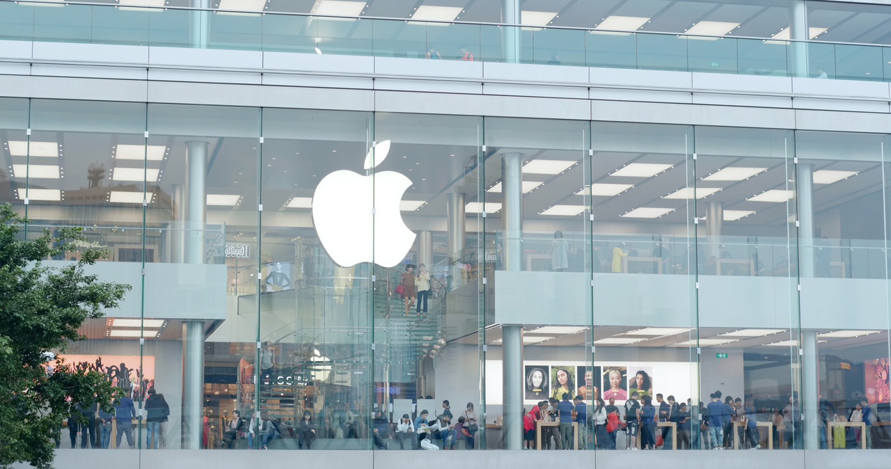 Apple zostało oskarżone o stosowanie obłudnych praktyk marketingowych /123RF/PICSEL