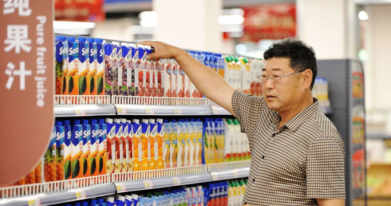 Appol należy do chińskiego koncernu Zhonglu Fruit Juice. /AFP /AFP