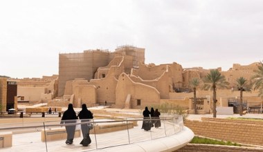 Arabia Saudyjska chce zmienić pustynię w luksusowe megamiasto za 63 mld dolarów