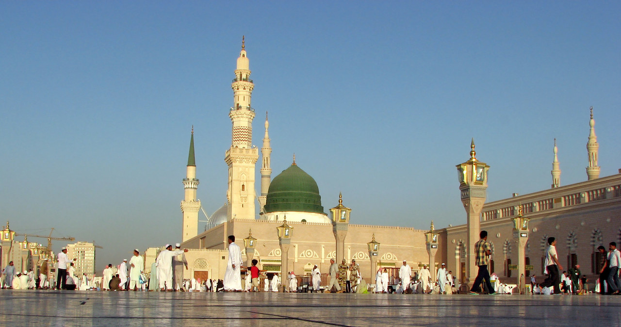 Arabia Saudyjska znów wydaje wizy turystyczne /123RF/PICSEL