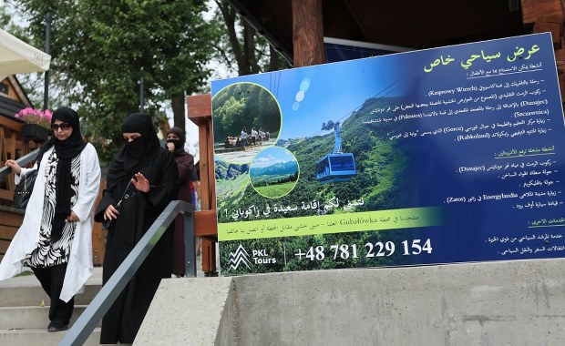 Arabski baner koło Zakopanego. "Polska wita potomków Zajida"