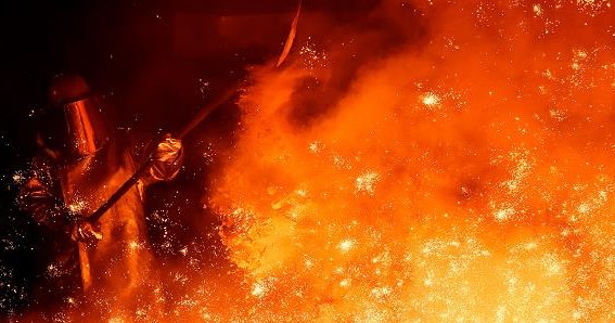 ArcelorMittal Poland zatrudnia ok. 12 tysięcy osób /AFP