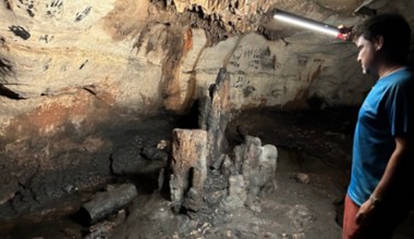 Archeolodzy odkryli ponad 100 tajemniczych struktur w jaskini