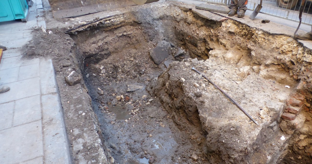 Archeolodzy odsłonili nowy fragment muru obronnego Kazimierza