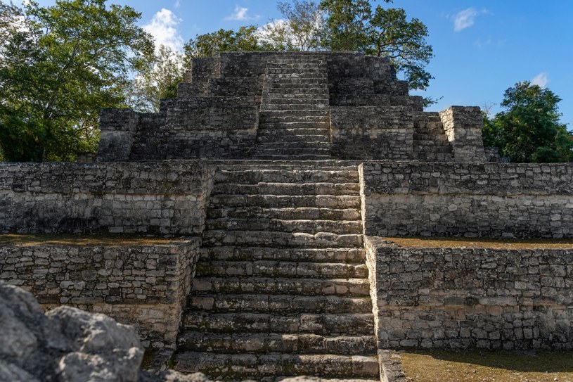 Archeolodzy zidentyfikowali podobne do piramid struktury...