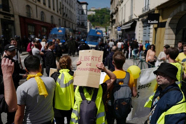 Archiwalne zdjęcie z protestu "żółtych kamizelek" /	Lafabregue/ANDBZ/ABACA /PAP