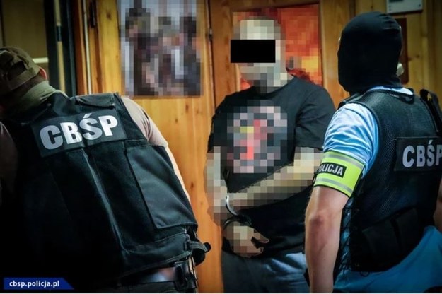 Archiwalne zdjęcie z zatrzymania jednego z członków gangu /cbsp.policja.pl /