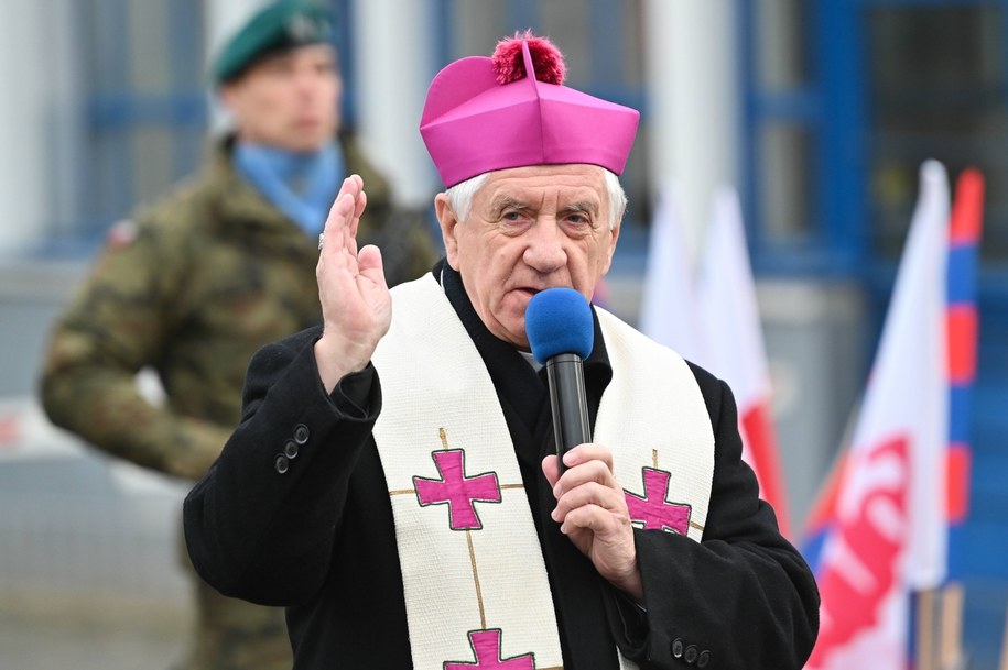 Arcybiskup Andrzej Dzięga /Marcin Bielecki /PAP