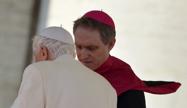 Arcybiskup Gaenswein: Rezygnacja Benedykta XVI nie była ucieczką 