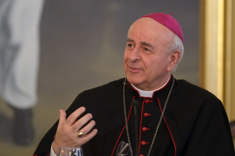 Arcybiskup Vincenzo Paglia /AFP