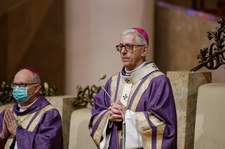 Arcybiskup Wiktor Skworc zrzekł się tytułu honorowego obywatela Tarnowa