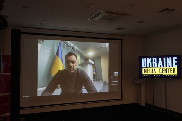Arestowycz podczas konferencji prasowej /Yevhen Kotenko /PAP/UKRINFORM