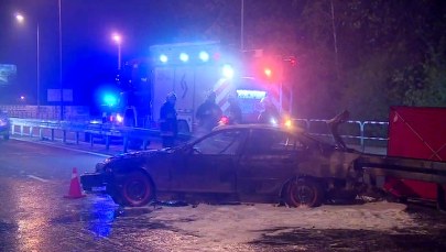 Areszt dla 18-latka, który bmw uderzył w barierę. W płomieniach zginął jadący w bagażniku chłopak