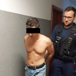 Areszt dla 24-latka, który rzucił się na policjantów z maczetą