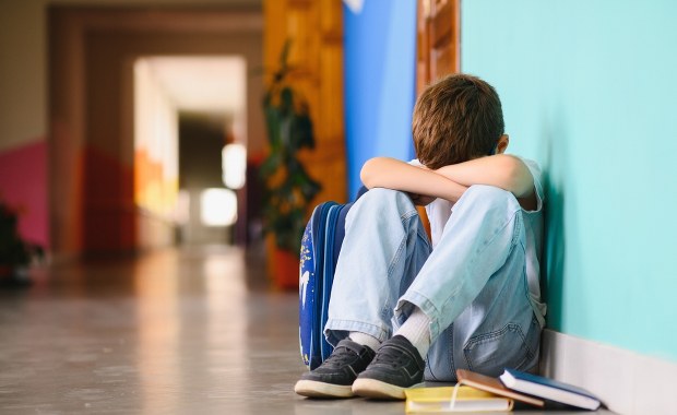 Areszt dla nauczyciela z podstawówki. Zapraszał ucznia do domu