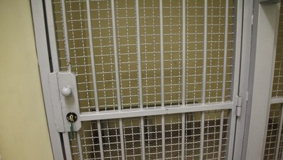 Areszt dla nożownika z Kożuchowa. Próbował zabić kilka osób w sklepie