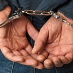 Areszt dla podejrzanych o użycie sygnału radio-stop. Wśród nich policjant